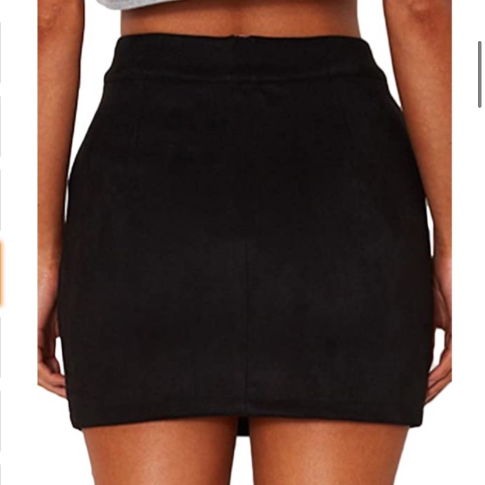 🖤🔥Sexy Black suede skirt🔥🖤 NWOT - Picture 3 of 6